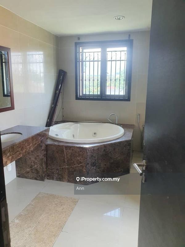 Banglo untuk Dijual di Country Heights, Kajang oleh Ann - iProperty.com.my