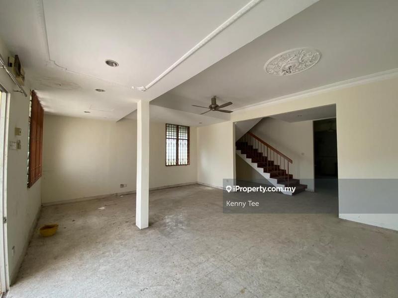 Rumah Berangkai 2 Tingkat untuk Dijual di Renovated spacious house for sale, Bukit Kepayang oleh Kenny Tee - iProperty.com.my