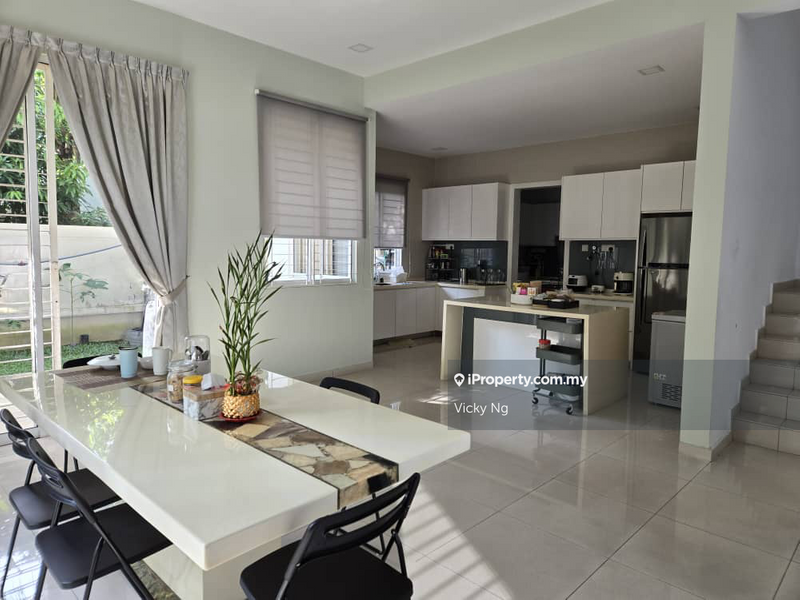 Banglo untuk Dijual di 16 Sierra, Puchong oleh Vicky Ng - iProperty.com.my