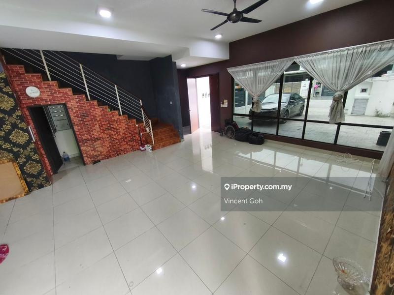 Rumah Teres 3-Tingkat untuk Dijual di Perdana Residence 2, Batu Caves oleh Vincent Goh - iProperty.com.my