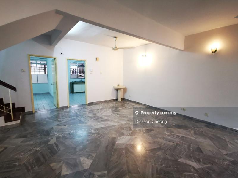 For Sale - Bandar utama