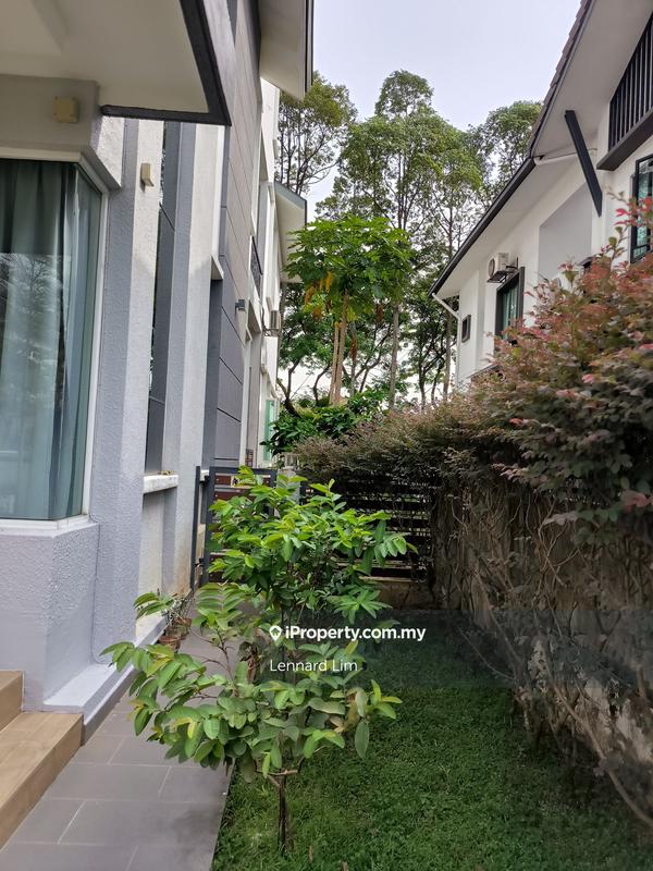 Bungalow House for Sale in Kota Kemuning, Shah Alam by Lennard Lim - iProperty.com.my