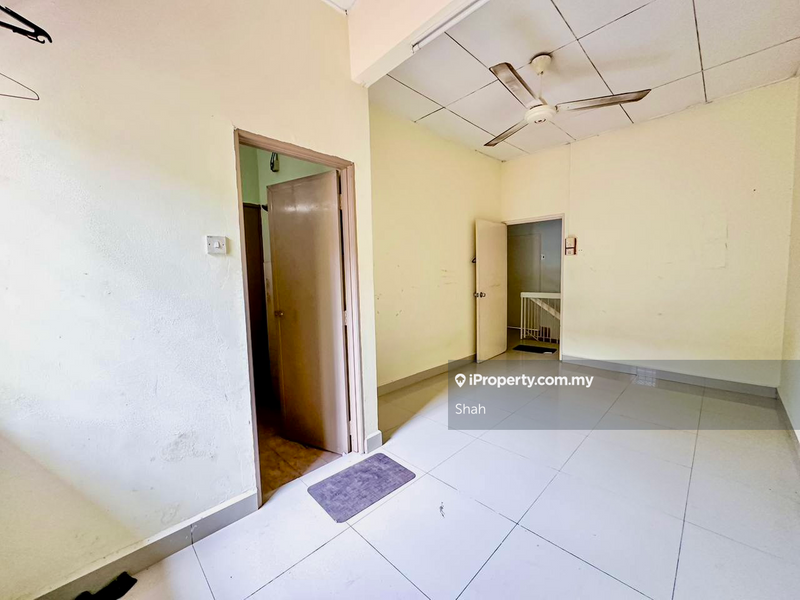 Rumah Teres 2-Tingkat untuk Dijual di Kelana Jaya, Petaling Jaya oleh Shah - iProperty.com.my