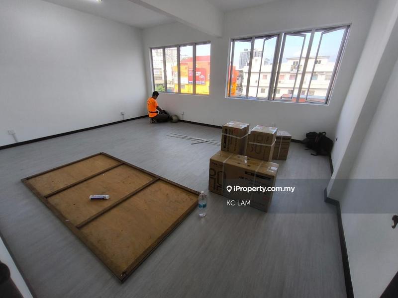For Rent - RM 650 [Co Working Space] Kepong, Jinjang Including Electric & Free Wifi