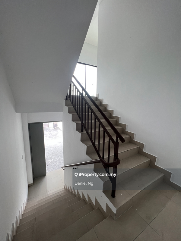 Rumah Bandar untuk Dijual di 28 Residence, Taman Orkid, Salak Tinggi, Sepang, S, Sepang oleh Daniel Ng - iProperty.com.my
