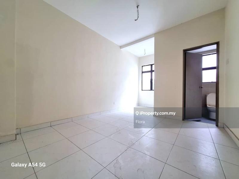 2-storey Terraced House for Sale in Puchong Lakeside, Puchong by Flora - iProperty.com.my