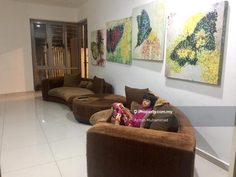Rumah Berkembar untuk Dijual di Seksyen 13, Shah Alam oleh Azmin Muhammad - iProperty.com.my