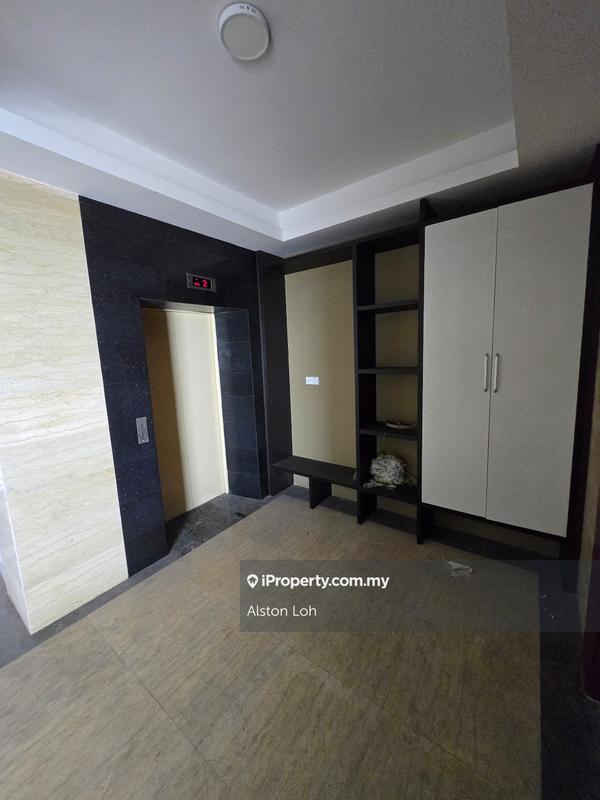 For Sale - H Residence (One Ritz Residence / Kelawai View)