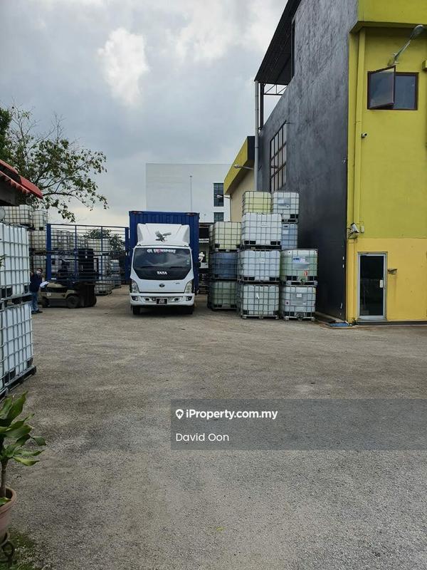 Kilang Terpisah untuk Dijual di Serdang, Seri Kembangan oleh David Oon - iProperty.com.my