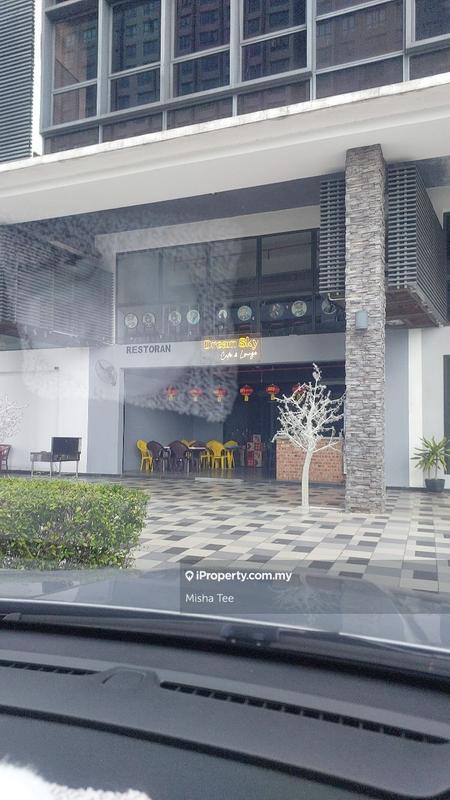 Shop / Office for Sale in Bandar Putra Permai, Seri Kembangan by Misha Tee - iProperty.com.my