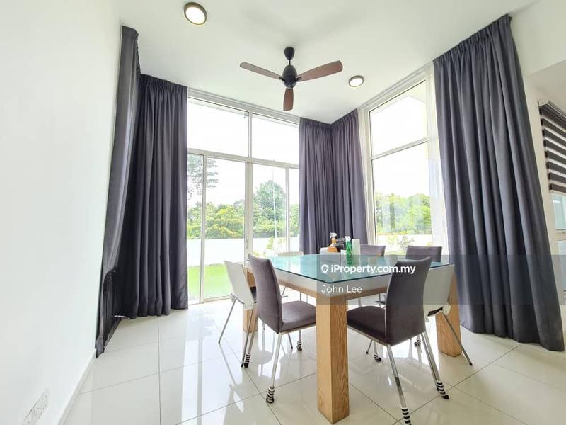 Bungalow House for Sale in Laman Granview Taman Saujana Puchong, Puchong by John Lee - iProperty.com.my