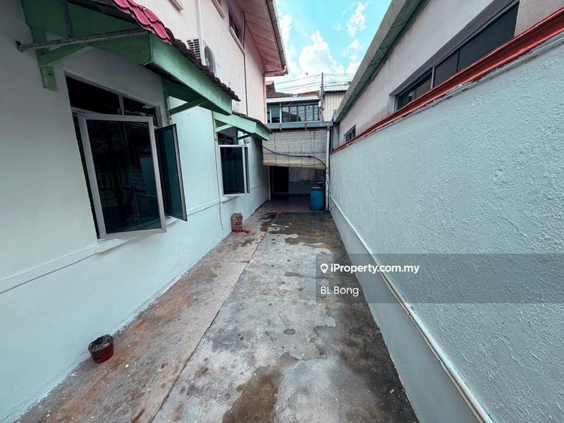 2-storey Terraced House for Sale in Taman Cheng Perdana, Cheng by BL Bong - iProperty.com.my