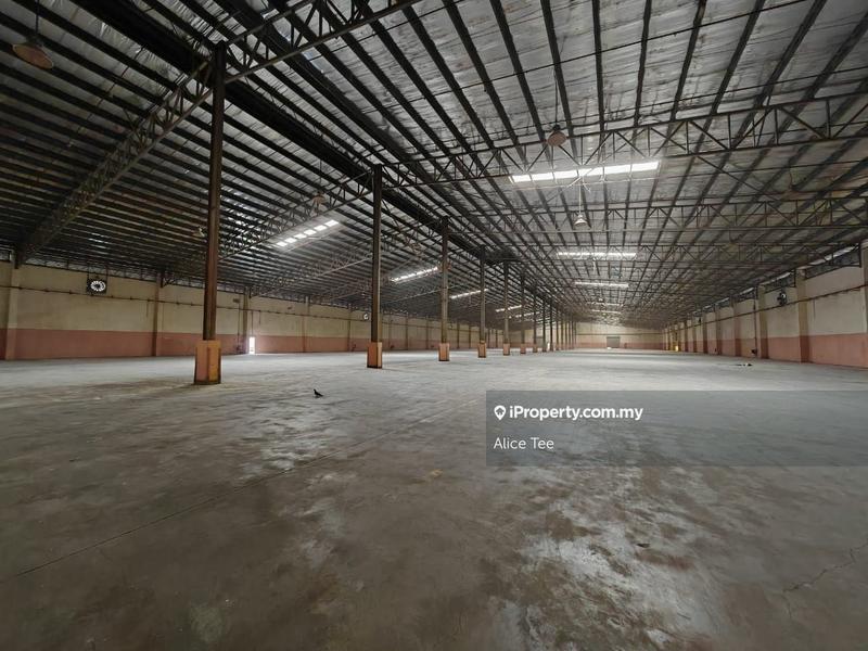 For Rent - Johor Pasir Gudang Detached Warehouse for rent