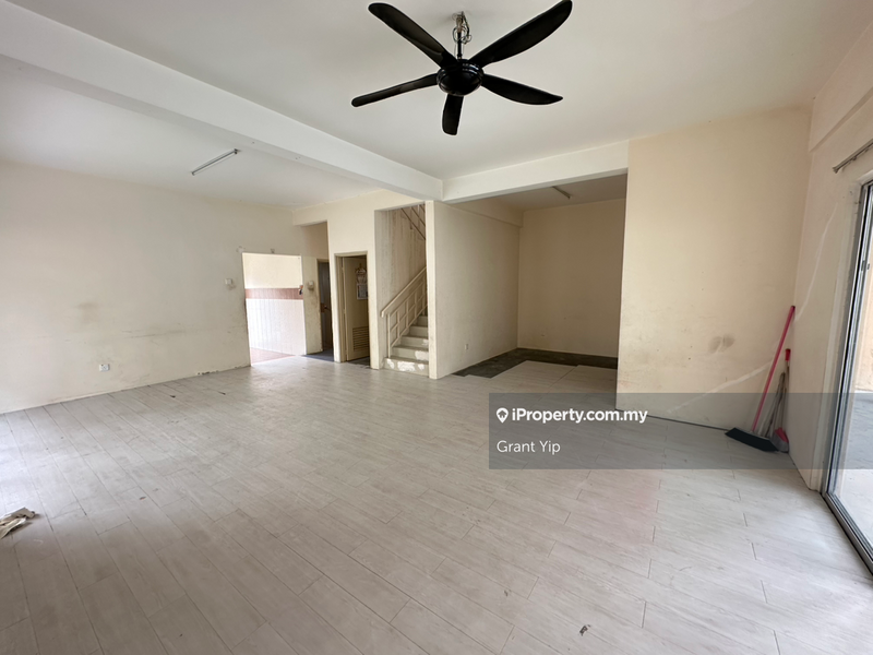 Rumah Berkembar untuk Dijual di Taman Puncak Jalil, Seri Kembangan oleh Grant Yip - iProperty.com.my