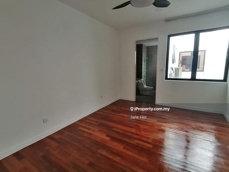 3-storey Terraced House for Sale in 16 Sierra, Puchong by Jane Hor - iProperty.com.my