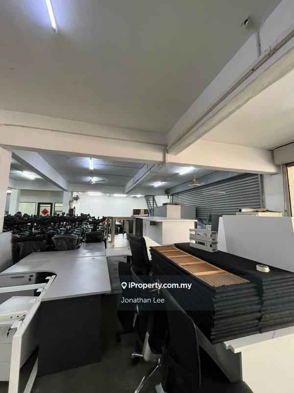 Kilang Berkembar untuk Dijual di Taman Perindustrian Puchong, Puchong oleh Jonathan Lee - iProperty.com.my