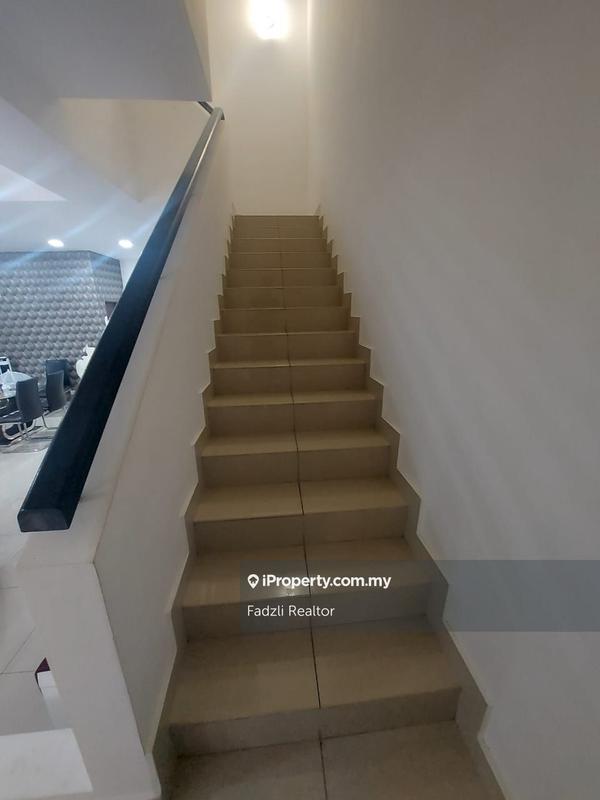 Rumah Berangkai 2 Tingkat untuk Dijual di m8jko, Cheras oleh Fadzli Realtor - iProperty.com.my