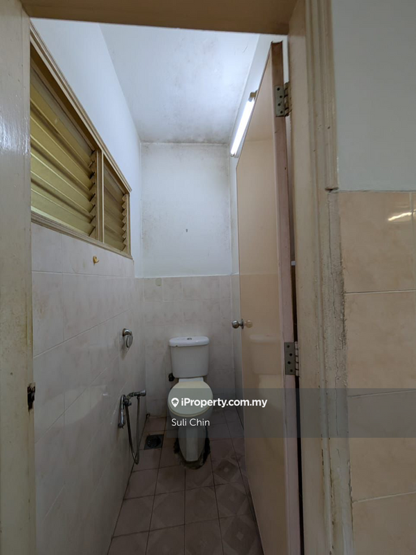 1-storey Terraced House for Sale in Taman Overseas Union (Taman Oug), Jalan Klang Lama (Old Klang Road) by Suli Chin - iProperty.com.my