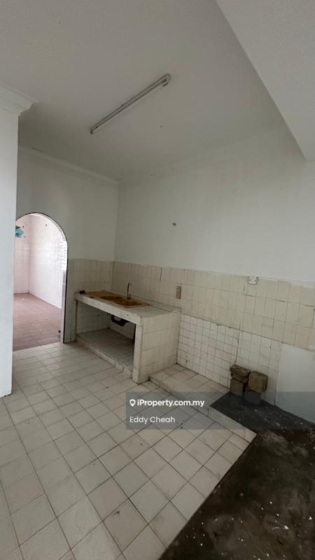 Rumah Teres 2-Tingkat untuk Dijual di Off Jalan Meru, Klang oleh Eddy Cheah - Kitchen - iProperty.com.my