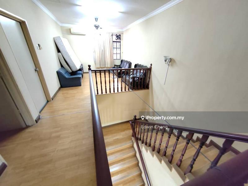Rumah Berkembar untuk Dijual di Bandar Kinrara Seksyen 6, Bandar Kinrara oleh Edwin Chang - iProperty.com.my