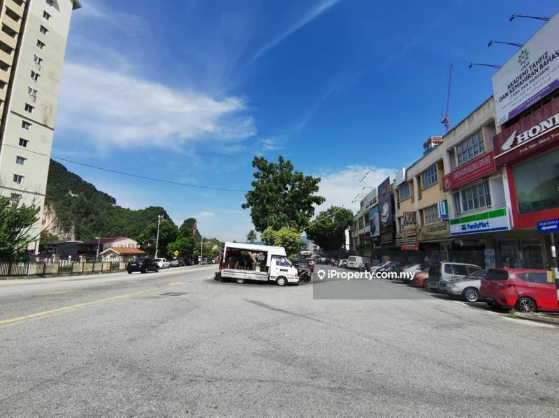 Kedai-Pejabat untuk Disewa di Batu Caves, Selangor oleh Jason Phuah - iProperty.com.my