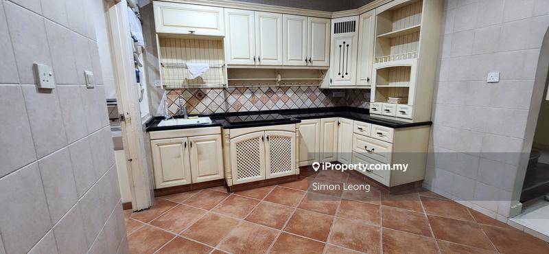 Rumah Berangkai 2 Tingkat untuk Dijual di Bukit Jelutong, Shah Alam oleh Simon Leong - iProperty.com.my