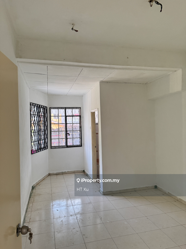 Rumah Berangkai 2 Tingkat untuk Dijual di t50xl, Johor Bahru oleh HT Ku - iProperty.com.my