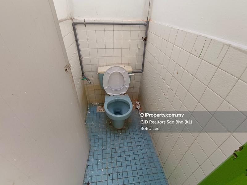 Rumah Berangkai 1 Tingkat untuk Dijual di Taman Overseas Union (Taman Oug), Jalan Klang Lama (Old Klang Road) oleh BoBo Lee - iProperty.com.my