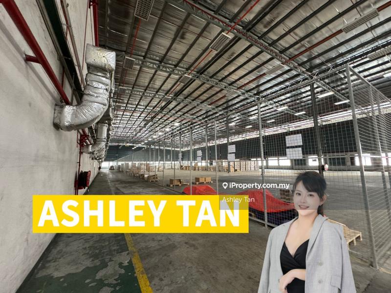 For Sale - 310,611sqft Heavy Industrial Detached Factory Warehouse