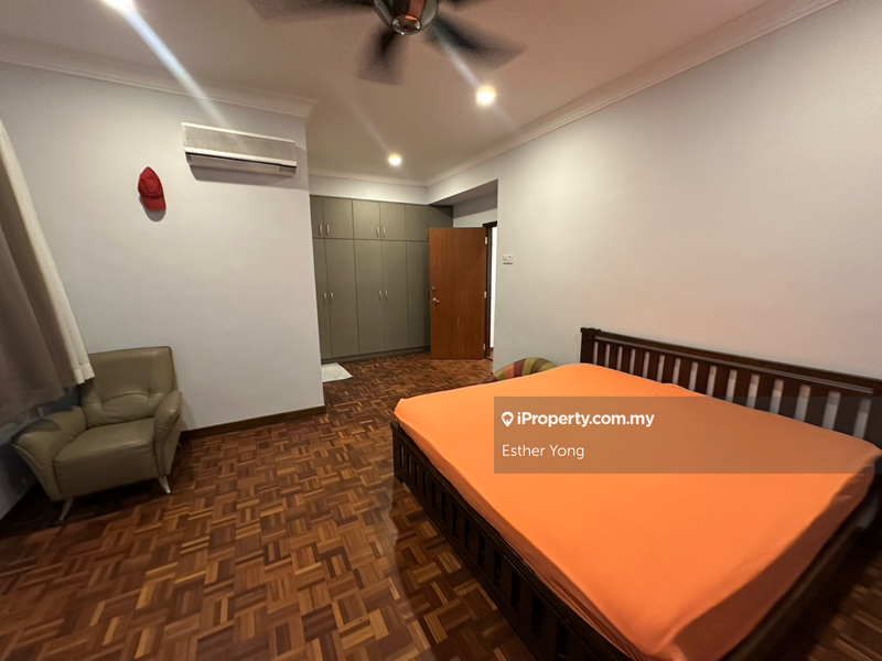 Rumah Bandar untuk Dijual di Bukit Gita Bayu, Seri Kembangan oleh Esther Yong - iProperty.com.my