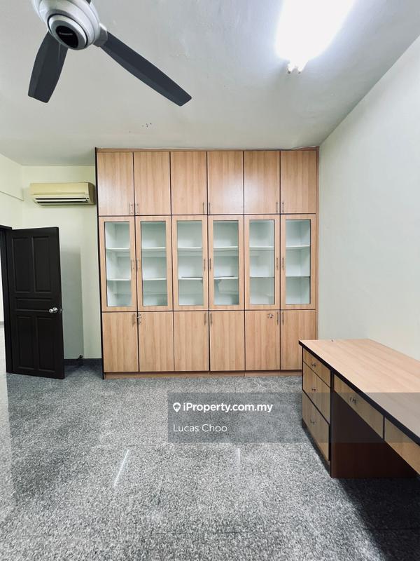 Rumah Berangkai 3.5 Tingkat untuk Dijual di Taman Bukit Wangsamas, Wangsa Maju oleh Lucas Choo - iProperty.com.my