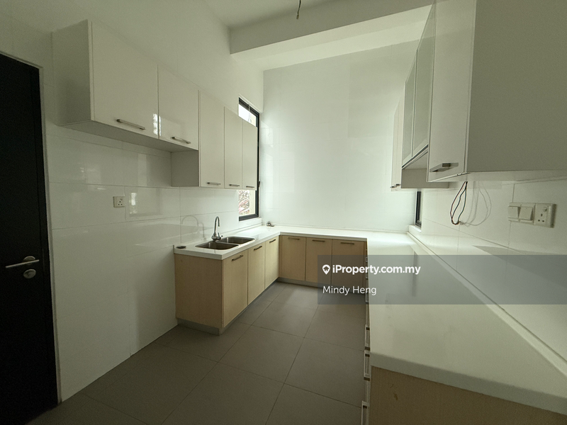 Pangsapuri untuk Dijual di Molek Pine 4 oleh Mindy Heng - iProperty.com.my