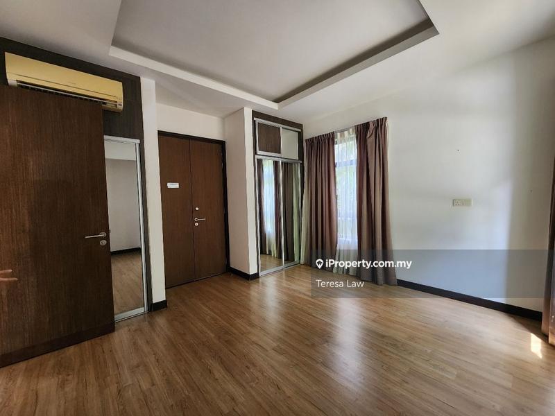 Bungalow House for Sale in Taman Equine, Seri Kembangan by Teresa Law - iProperty.com.my