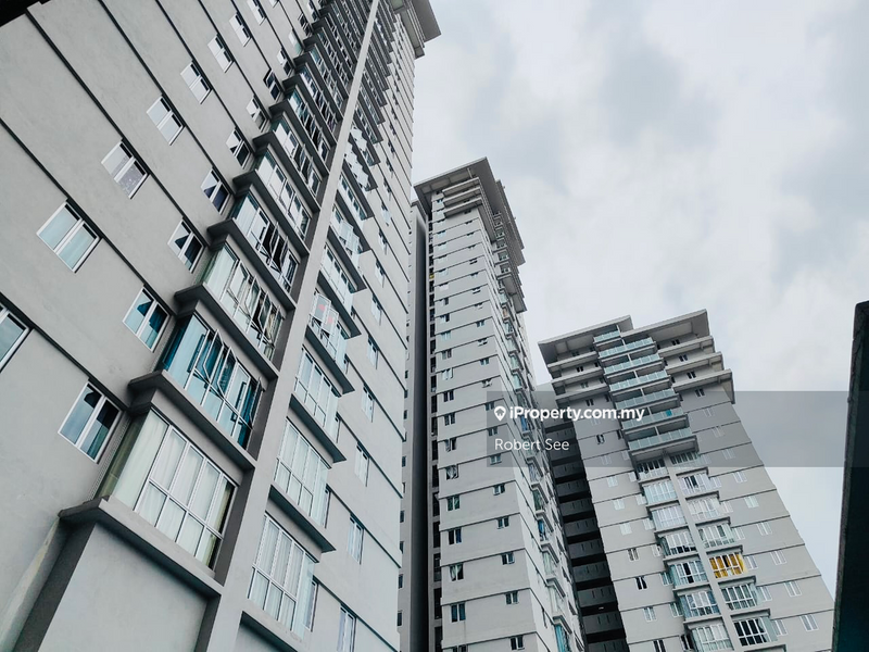Service Residence for Sale in Maxim Residences by Robert See - iProperty.com.my