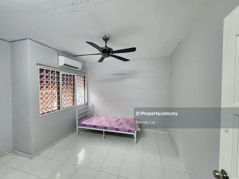 For Sale - De Tropicana