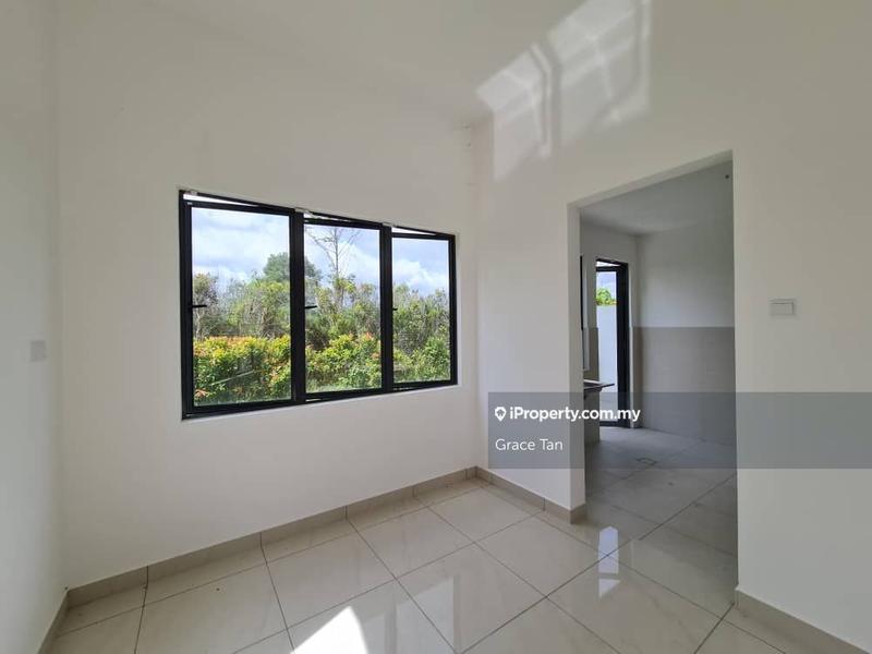 Semi-Detached House for Sale in Semenyih, Selangor by Grace Tan - iProperty.com.my