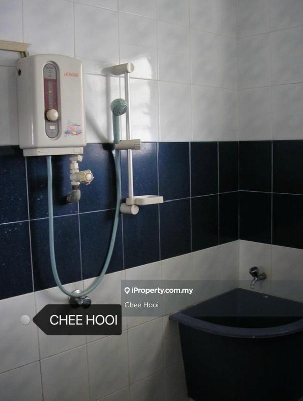 Rumah Berkembar untuk Dijual di Taman Green Lane, Jelutong oleh Chee Hooi - iProperty.com.my