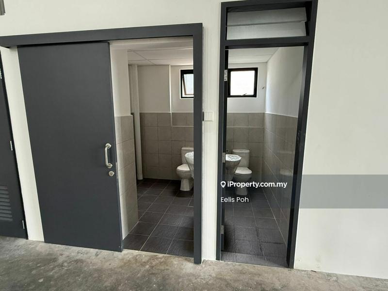 Semi-D Factory for Rent in Taman Bukit Minyak, Bukit Minyak by Eelis Poh - Bathroom - iProperty.com.my