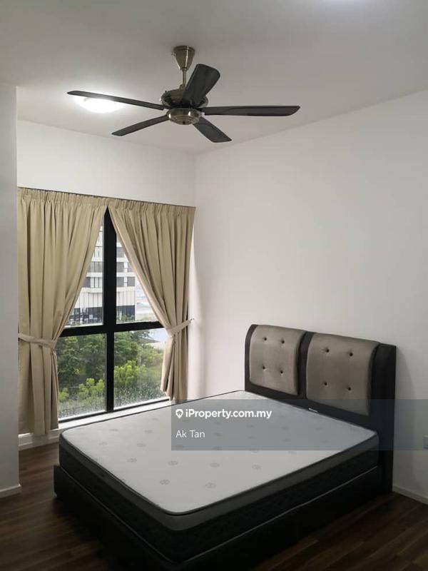 Residensi Servis untuk Dijual di SqWhere Service Apartments oleh Daren Tan - iProperty.com.my