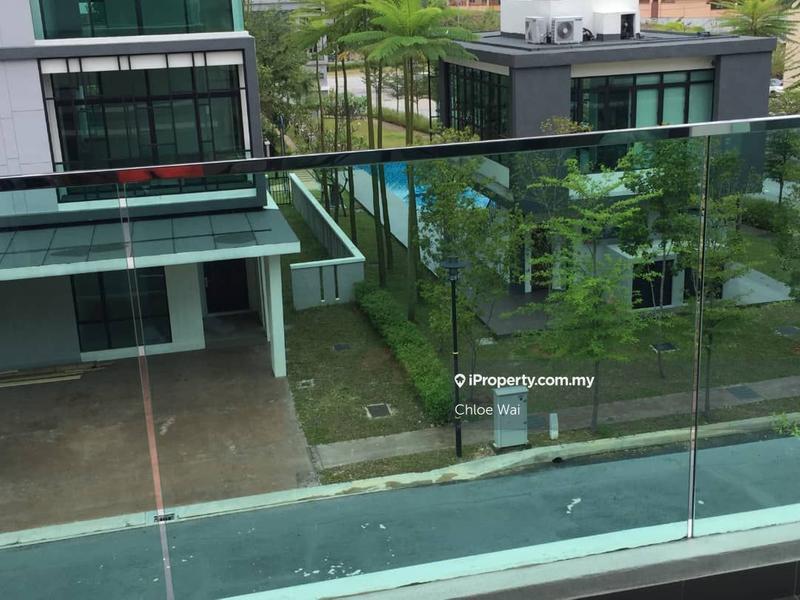 Rumah Berkembar untuk Dijual di Serdang, Seri Kembangan oleh Chloe Wai - iProperty.com.my