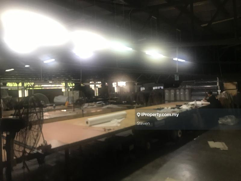 Gudang untuk Dijual di Semenyih Big Sofa Factory, Semenyih oleh Steven - iProperty.com.my