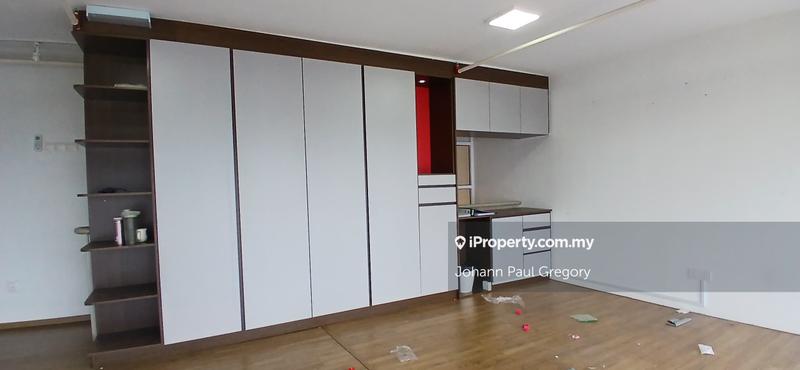 Service Residence for Rent in Pinnacle Petaling Jaya by Johann Paul Gregory - iProperty.com.my