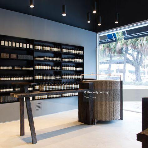 For Sale - Retail Lot with 7% ROI