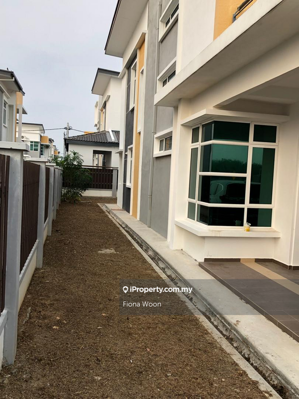 Banglo untuk Dijual di Taman Paya Rumput Perdana, Cheng oleh Fiona Woon - iProperty.com.my