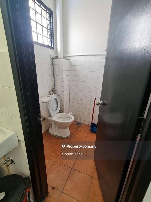 Shop / Office untuk Disewa di Taman Mayang, Petaling Jaya oleh Connie Tong - iProperty.com.my
