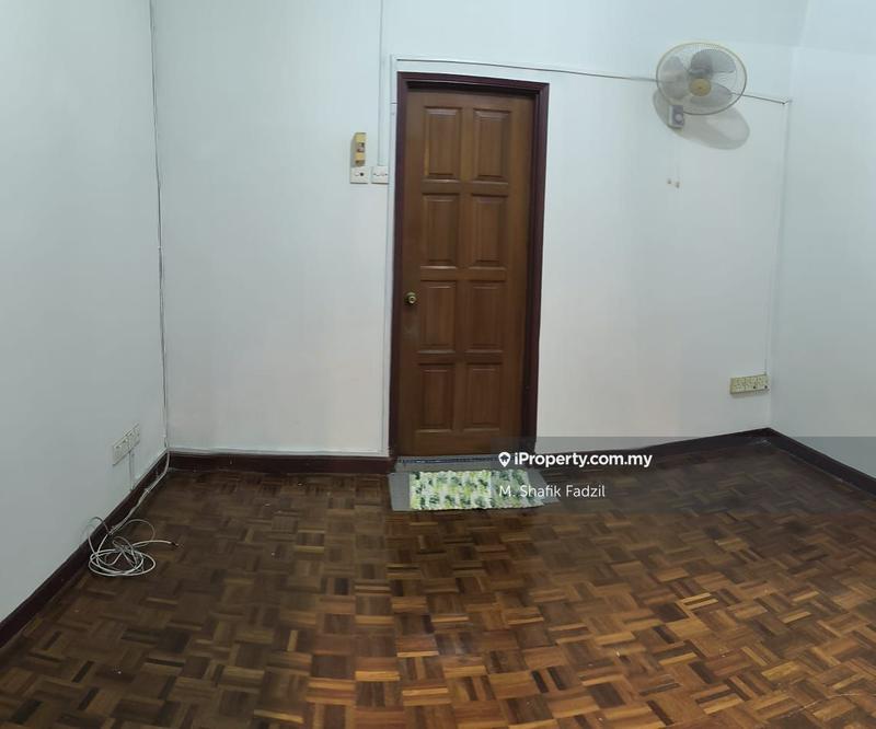 Rumah Teres 2-Tingkat untuk Dijual di Seksyen 1, Bangi oleh M. Shafik Fadzil - iProperty.com.my