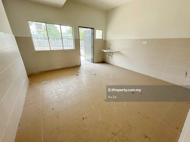 Rumah Berkembar untuk Dijual di Sungai Buloh, Selangor oleh Ka Ee - iProperty.com.my