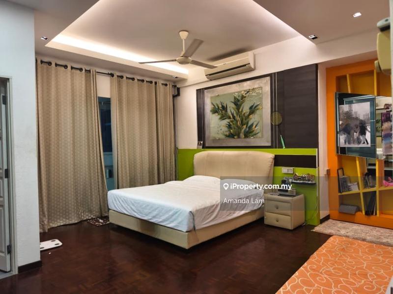 For Sale - Taman Festival