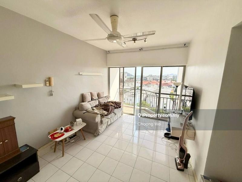 For Rent - Villa Emas