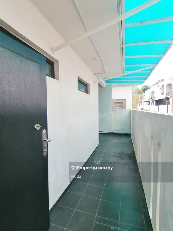 Rumah Berangkai 2 Tingkat untuk Dijual di Nilai Impian, Nilai oleh Huda - iProperty.com.my
